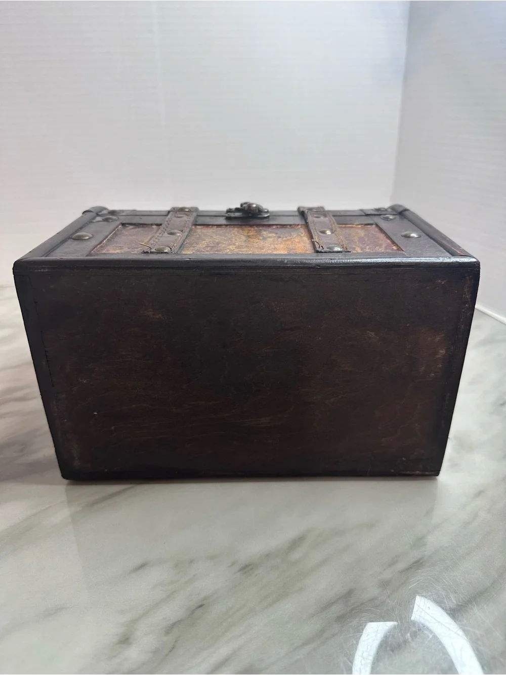 Vintage-Style Brown Leather Travel Trunk Bag - Classic Men's Carry